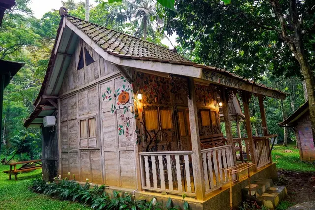 Villa Anyelir pool-facing with library access and highland terrace, Rumah Gadog Bogor